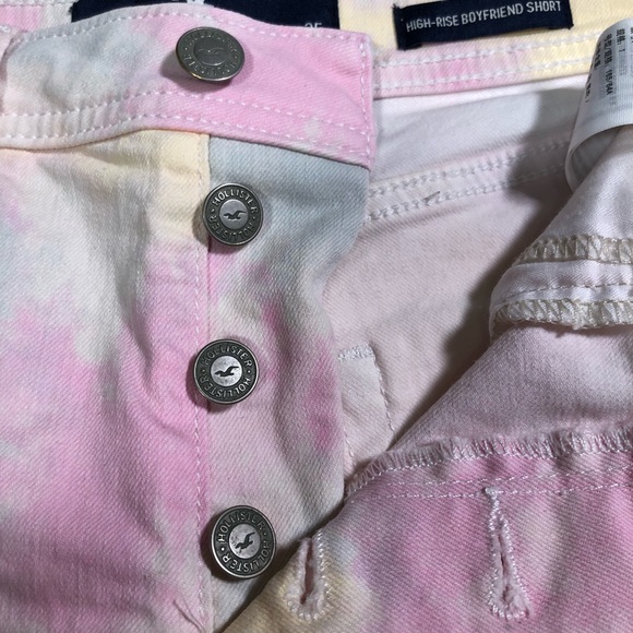 Hollister pink tie dye button fly distressed short - Picture 6 of 8